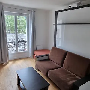  Apartment Auriol France