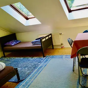  Homestay U6 Schoepfwerk 11 Austria